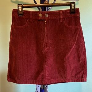 Women’s Hollister Size 5 Ultra High Rise Skirt Burgundy Red EUC